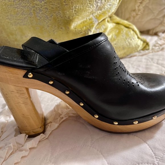 Tory Burch Leather Black Slingback sandals - EUC! Hardly worn - RARE! - Picture 4 of 5